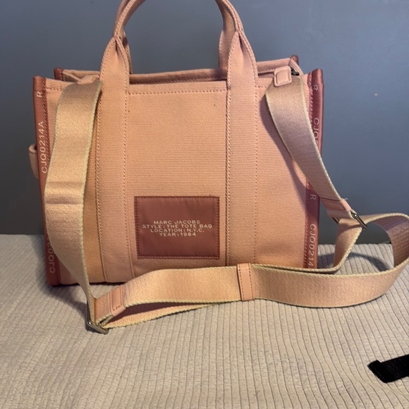 Marc by Marc Jacobs Medium The Tote Bag - Medium Size New with Tag - Picture 3 of 4